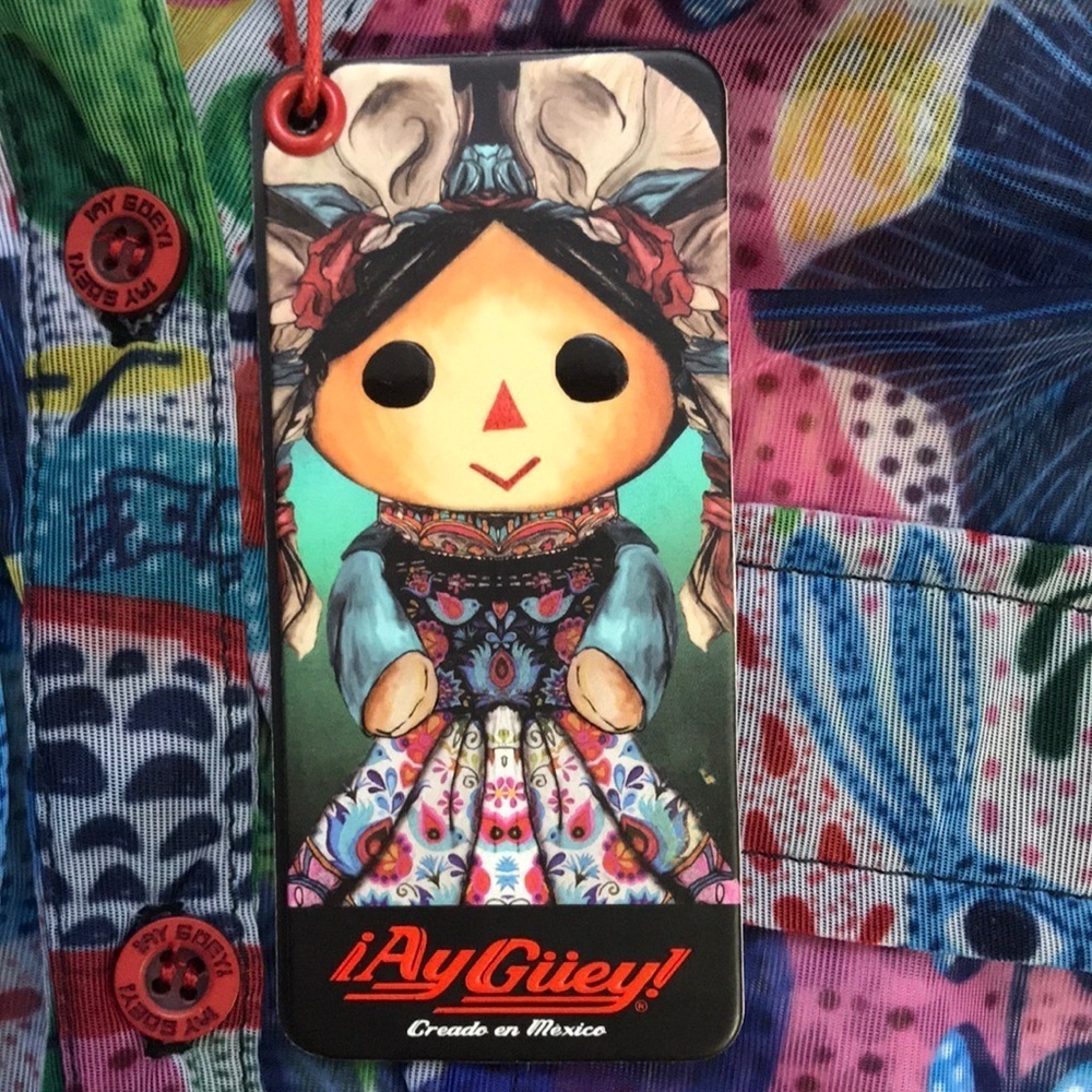 IAY Guey Blouse - Picture 2 of 6